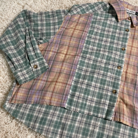 Steve Madden Plaid Button Down Size Large - Picture 4 of 6